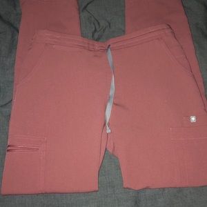 Muave Yola Skinny Fig Scrubs Petite